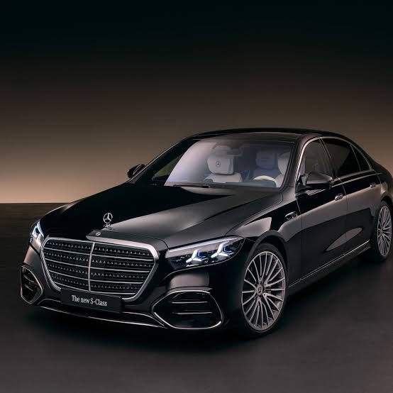 Mercedes Classe S Safe Limousine de nuit sur la Riviera